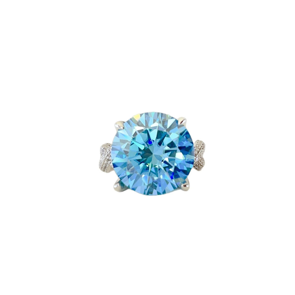 Monardas "Azure Queen" Rare Blue Moissanite Luxury Ring - 10K Finish
